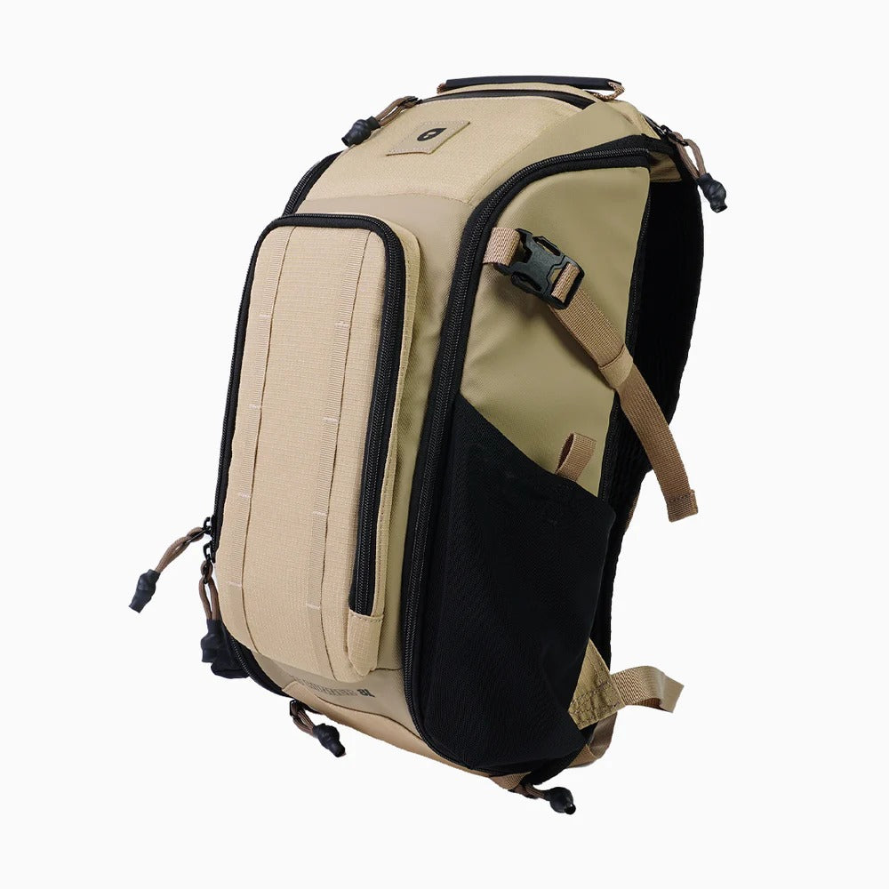 PolarPro RoadRunner 8L バックパック - Desert