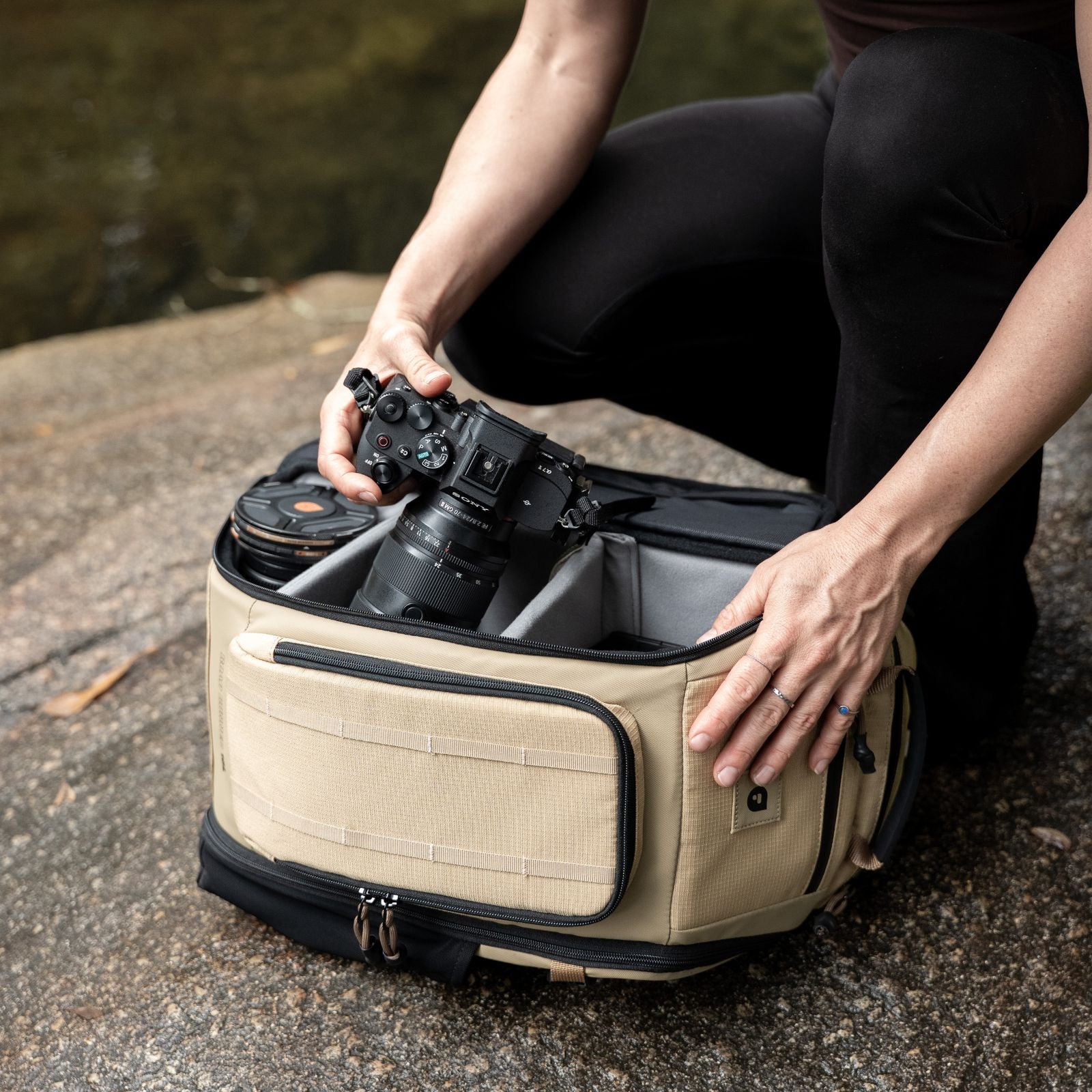 PolarPro RoadRunner 16L バックパック - Desert