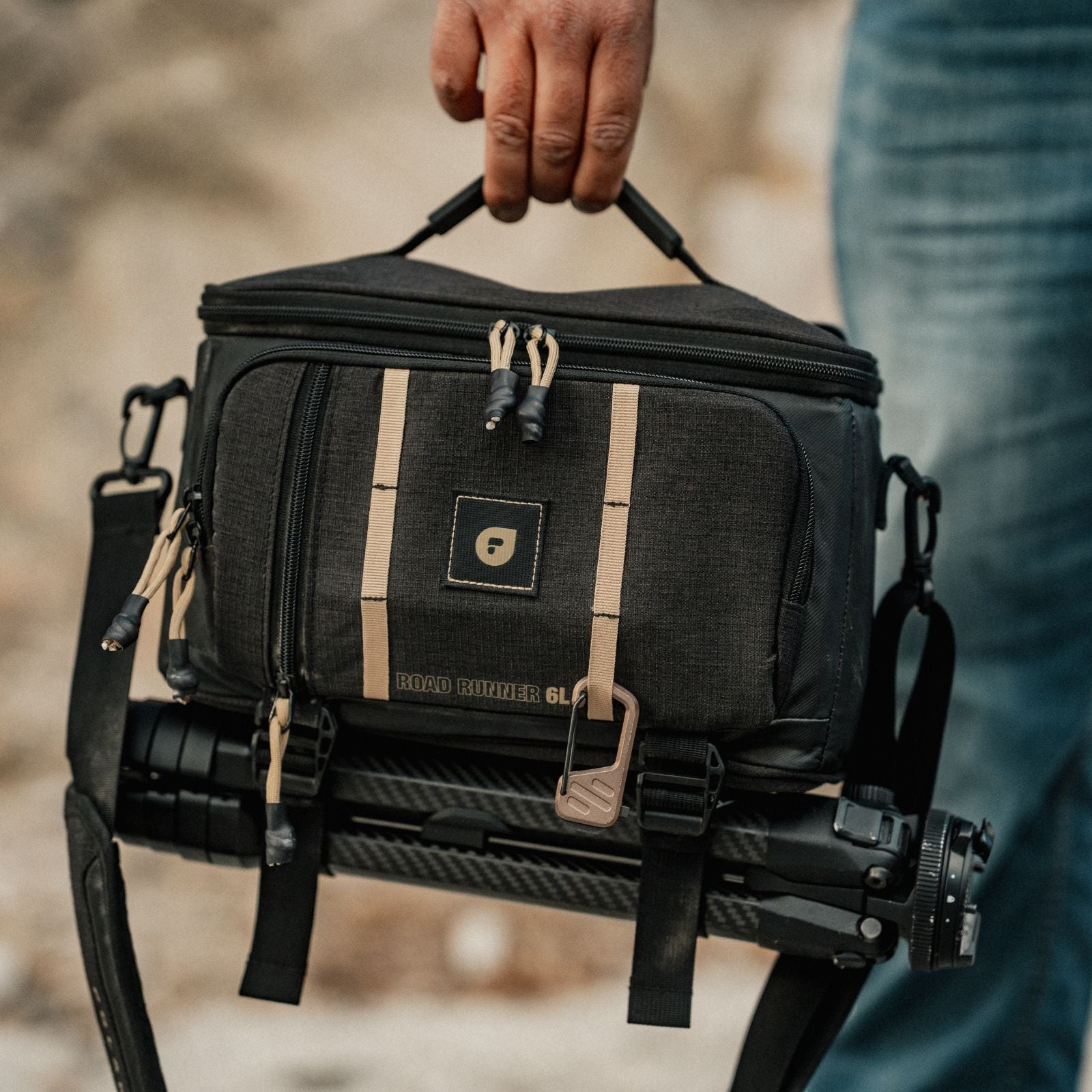 PolarPro RoadRunner 6L ショルダーバッグ