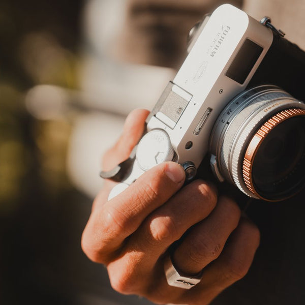 Kodakの映画用フィルムをエミュレートした1/2ブラックミスト効果を追加