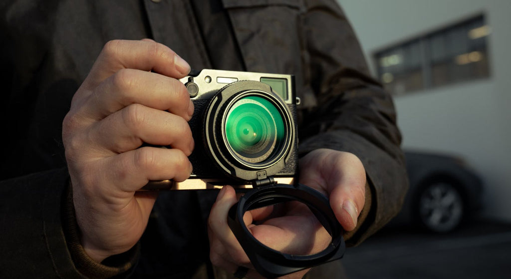 Leica Q3 & FUJIFILM X100VIの撮影体験を向上させるアクセサリーが 