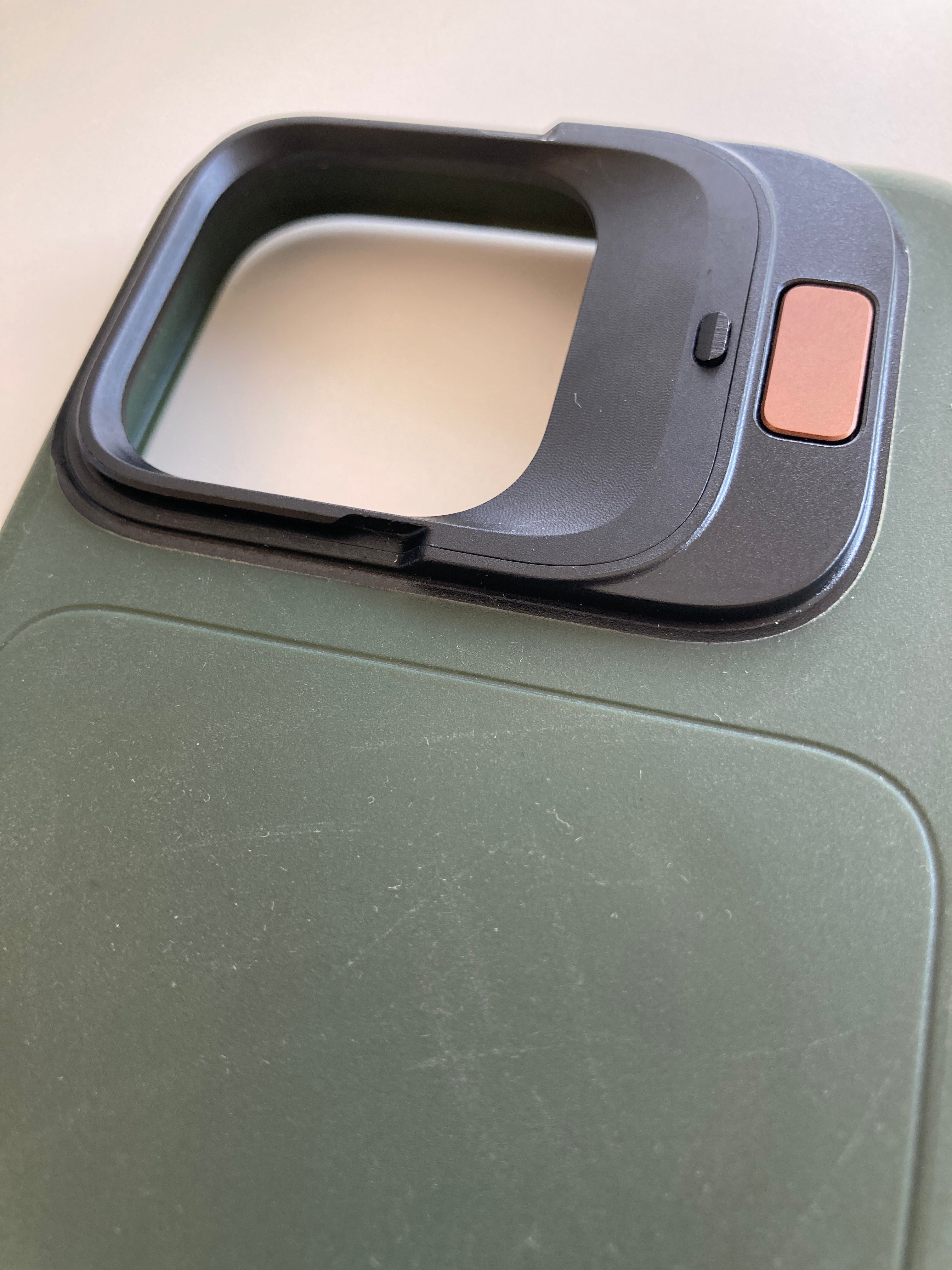中古】PolarPro LiteChaser Pro ケース - iPhone 15 Pro Max (Forest)