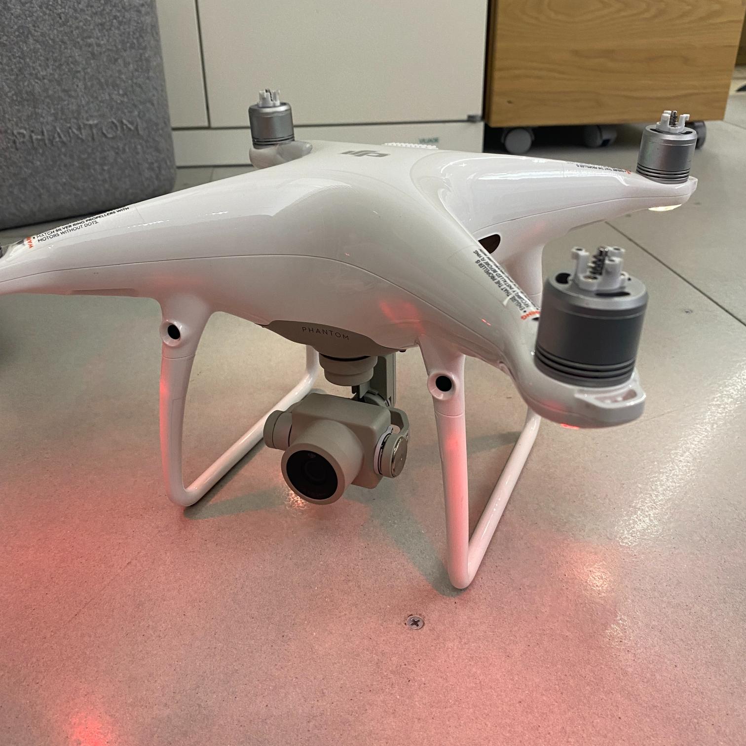 【中古】DJI Phantom 4 Pro 一式